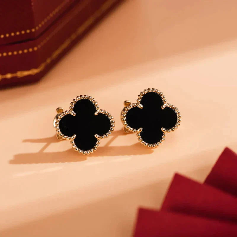 CLOVER MEDIUM 1 MOTIFS ONYX STUD EARRINGS