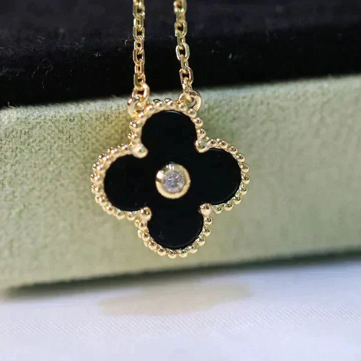 CLOVER 15MM DIAMANT-ONYX-HALSKETTE 