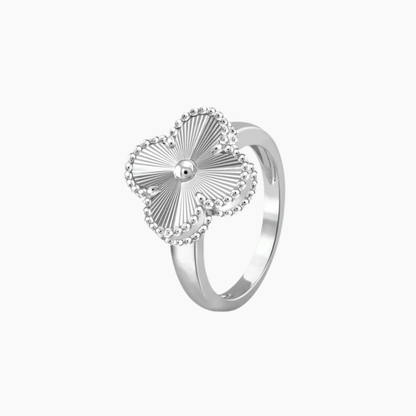 CLOVER SILVER RING