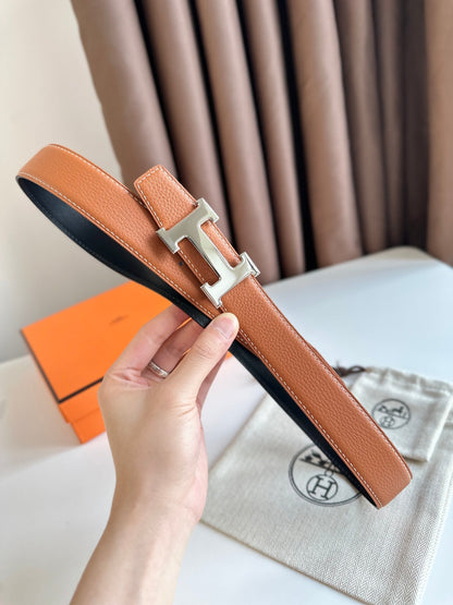 HELENE H WENDBARER LEDERGÜRTEL — BRAUN &amp; SCHWARZ (SILBERNE BESCHLÄGE, 32 MM)