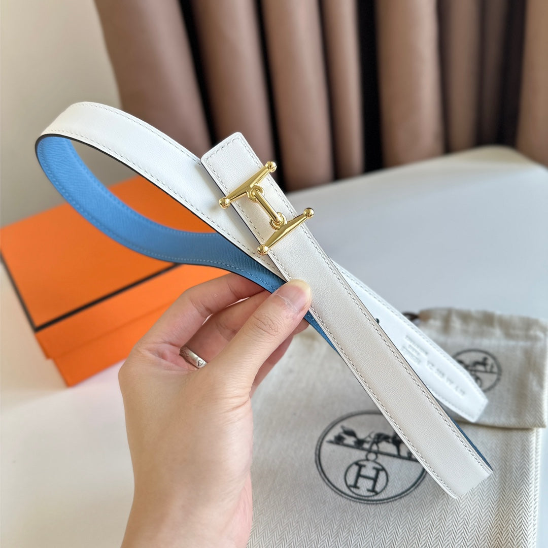 HELENE MORS H WENDBARER LEDERGÜRTEL — BLAU & WEISS (GOLD-BESCHLÄGE, 24 MM)