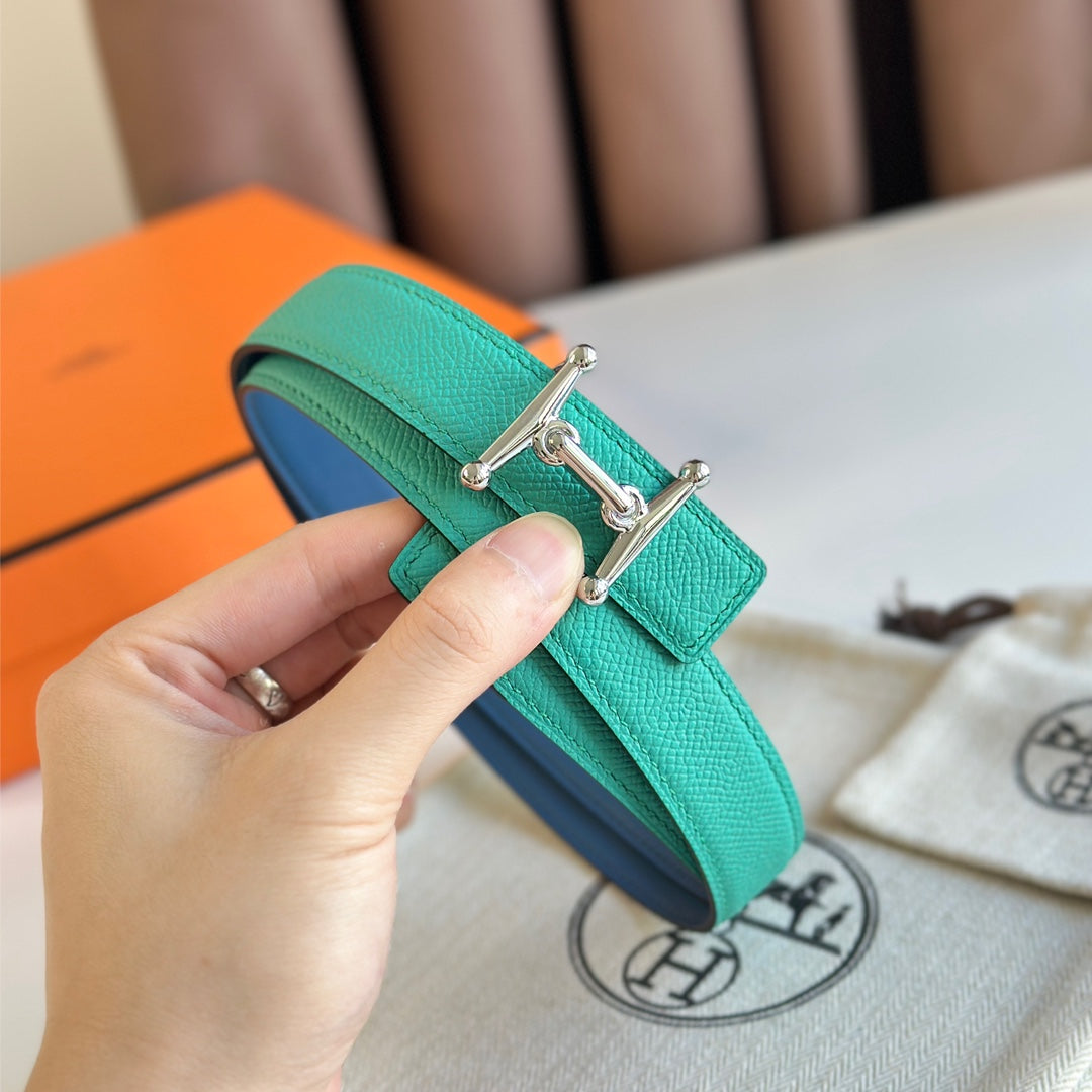 HELENE MORS H WENDBARER LEDERGÜRTEL — BLAU &amp; GRÜN (SILBERNE BESCHLÄGE, 24 MM)