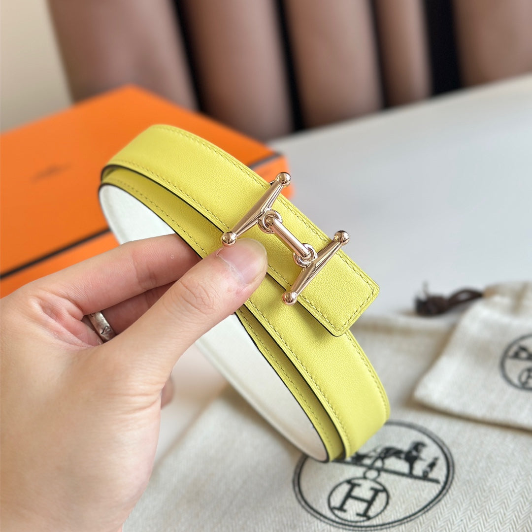 HELENE MORS H WENDBARER LEDERGÜRTEL — GELBBEIGE (ROSA-GOLD BESCHLÄGE, 24 MM)