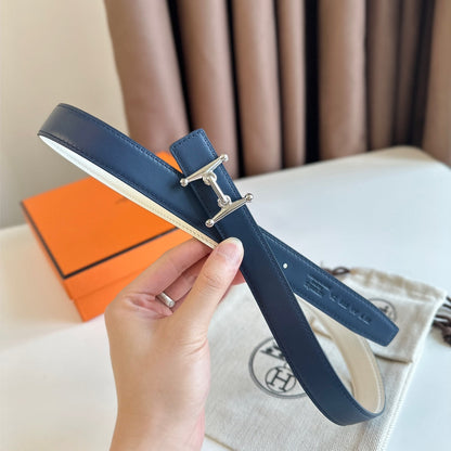 HELENE MORS H WENDBARER LEDERGÜRTEL — BLAU &amp; BEIGE (SILBERNE BESCHLÄGE, 24 MM)