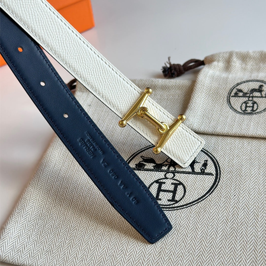 HELENE MORS H WENDBARER LEDERGÜRTEL — BLAU & BEIGE (GOLD-BESCHLÄGE, 24 MM)