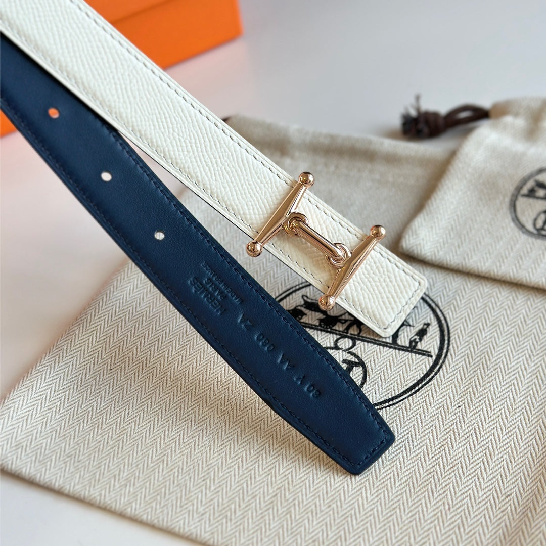 HELENE MORS H WENDBARER LEDERGÜRTEL — BLAU & BEIGE (ROSA-GOLD BESCHLÄGE, 24 MM)