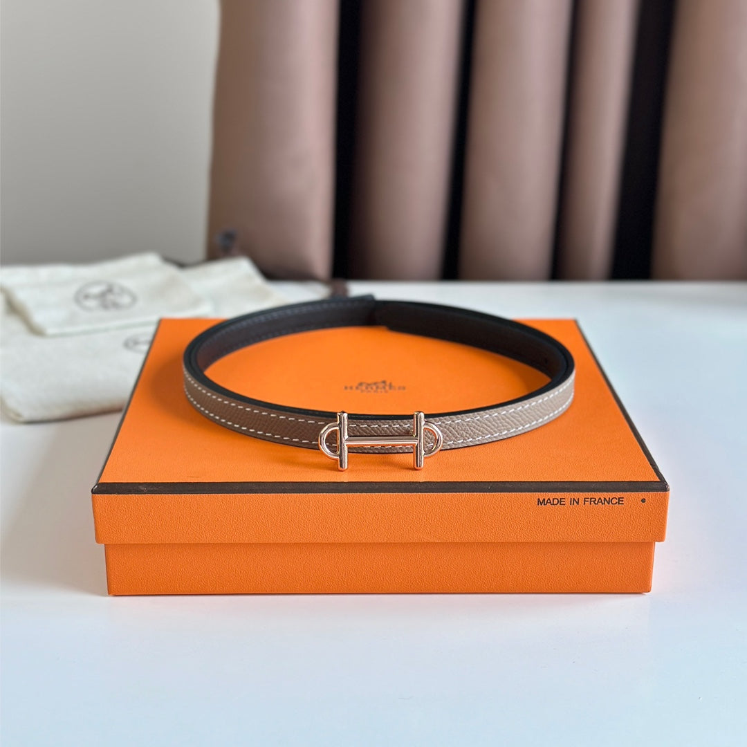 HELENE GAMMA WENDBARER LEDERGÜRTEL — KHAKIBRAUN & SCHWARZ (KUPFERBESCHLÄGE)