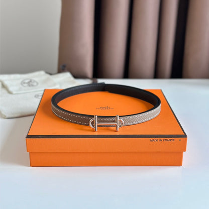 HELENE GAMMA WENDBARER LEDERGÜRTEL — KHAKIBRAUN &amp; SCHWARZ (KUPFERBESCHLÄGE)