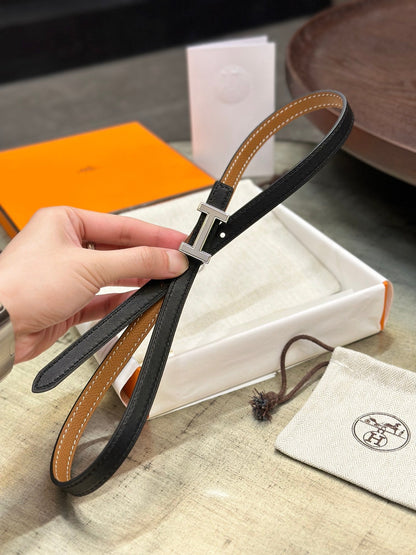 HELENE FOCUS WENDBARER LEDERGÜRTEL — TAWNY BROWN &amp; SCHWARZ (SILBERNE BESCHLÄGE)