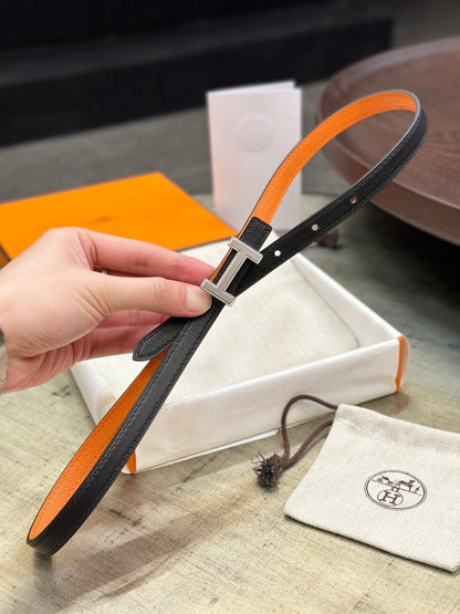 HELENE FOCUS WENDBARER LEDERGÜRTEL — ORANGE &amp; SCHWARZ (SILBERNE BESCHLÄGE)