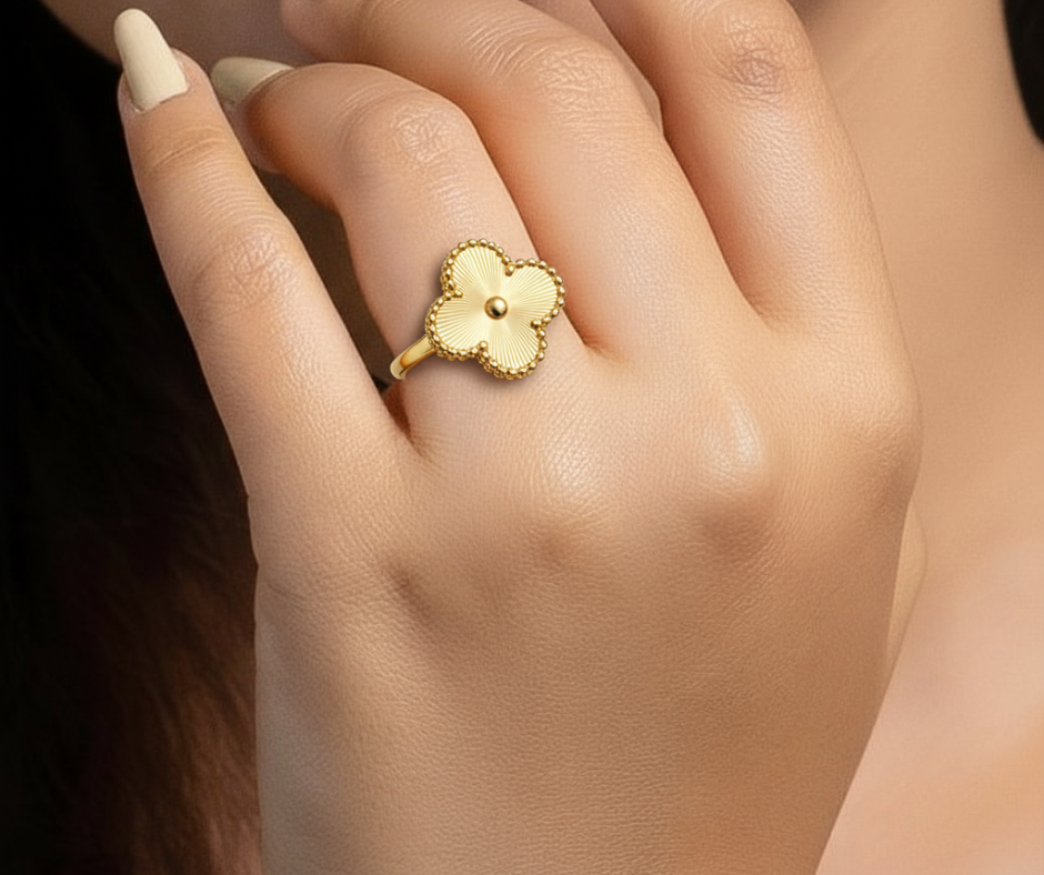 CLOVER GOLD RING