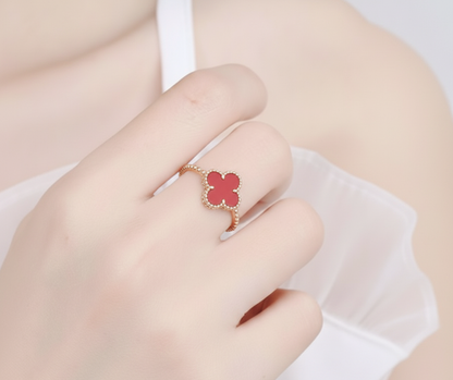 CLOVER RIVERSIBLE PINK GOLD RING