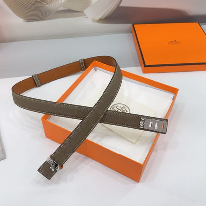 MAISON CDC LEDERGÜRTEL — ETAIN EPSOM (SILBERNE BESCHLÄGE, 30 MM)