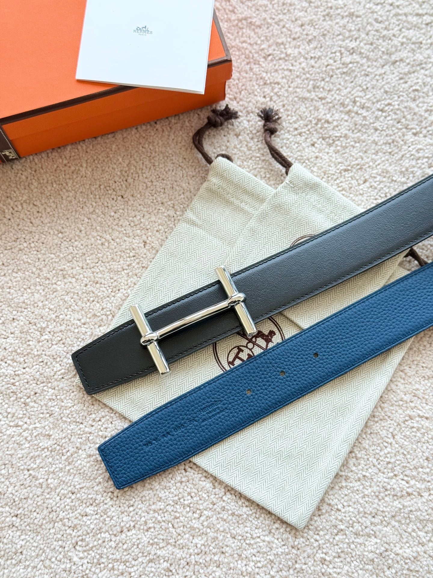 HELENE H D’ANCRE REVERSIBLE LEATHER BELT — PRUSSIAN BLUE & BLACK (SILVER HARDWARE, 38MM)