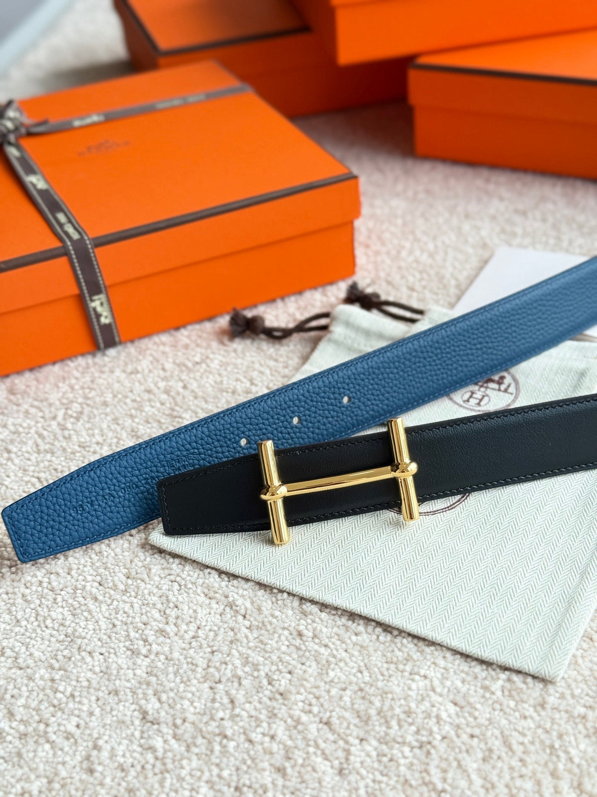 HELENE H D'ANCRE LEDERGÜRTEL — PREUSSISCHBLAU (GOLD-BESCHLÄGE, 38 MM)