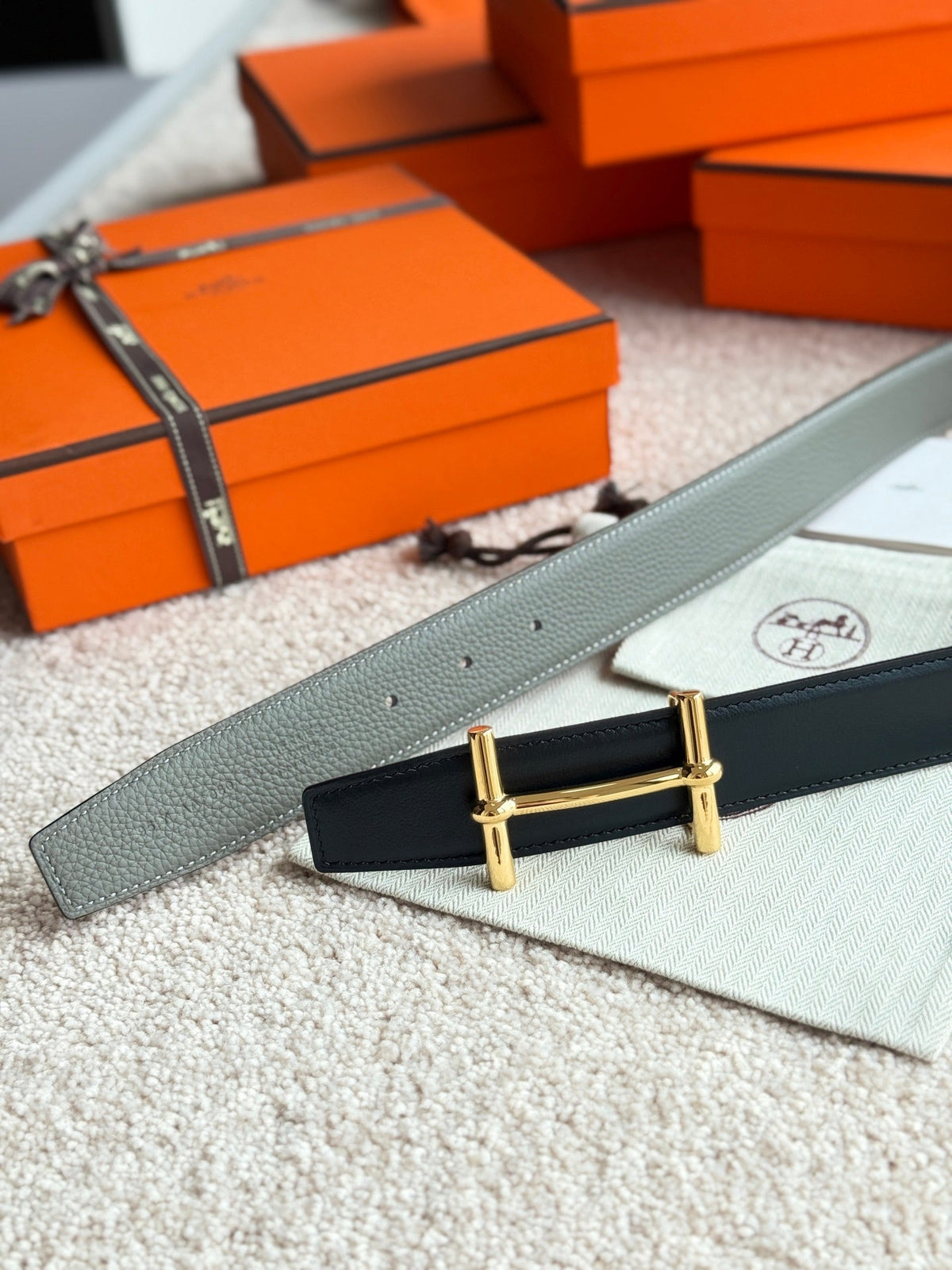 HELENE H D'ANCRE LEDERGÜRTEL — MEYER GRAU (GOLD BESCHLÄGE, 38 MM)