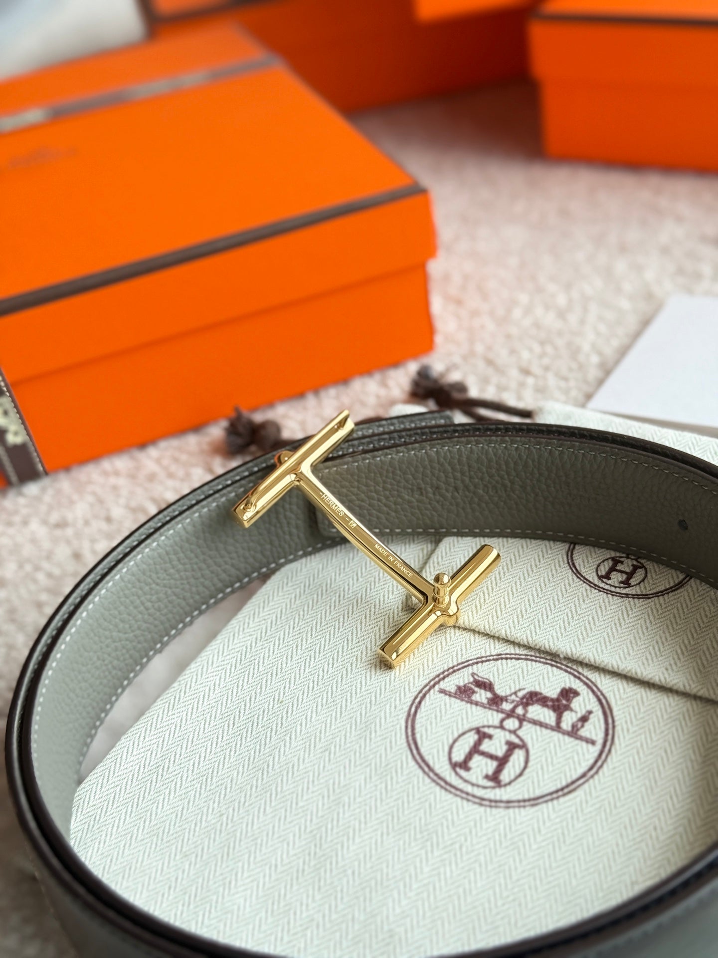 HELENE H D'ANCRE LEDERGÜRTEL — MEYER GRAU (GOLD BESCHLÄGE, 38 MM)