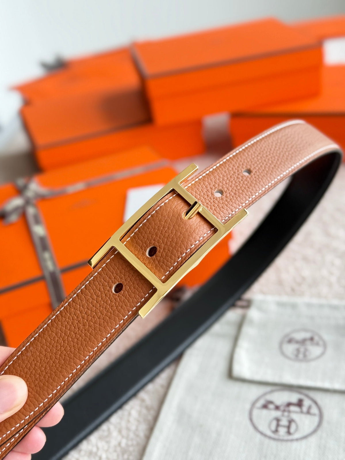 HELENE QUENTIN WENDBARER LEDERGÜRTEL — SCHWARZ & BRAUN (GOLD-BESCHLÄGE, 32 MM)