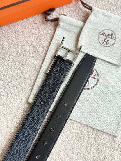 HELENE QUENTIN LEDERGÜRTEL — SCHWARZ (SILBERNE BESCHLÄGE, 32 MM)