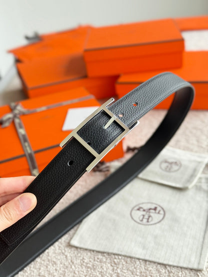 HELENE QUENTIN LEDERGÜRTEL — SCHWARZ (SILBERNE BESCHLÄGE, 32 MM)