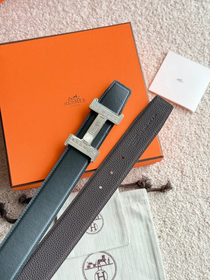 HELENE CONSTANCE TOUAREG LEATHER BELT — BLACK & EBONY (SILVER HARDWARE, 38MM)