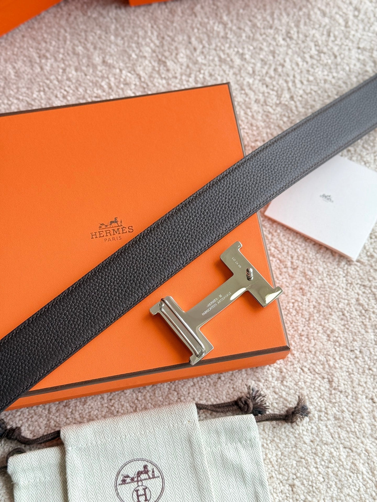 HELENE CONSTANCE TOUAREG LEATHER BELT — BLACK & EBONY (SILVER HARDWARE, 38MM)