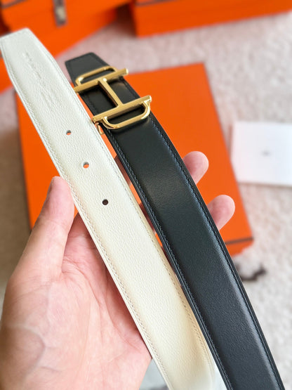 HELENE ROYAL LEDERGÜRTEL — ELFENBEIN (GOLD-BESCHLÄGE, 32 MM)